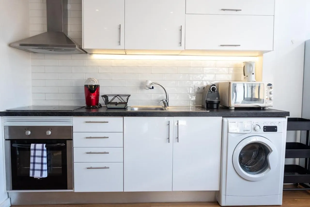 Bright & Central Apartment By Lovelystay Lisboa