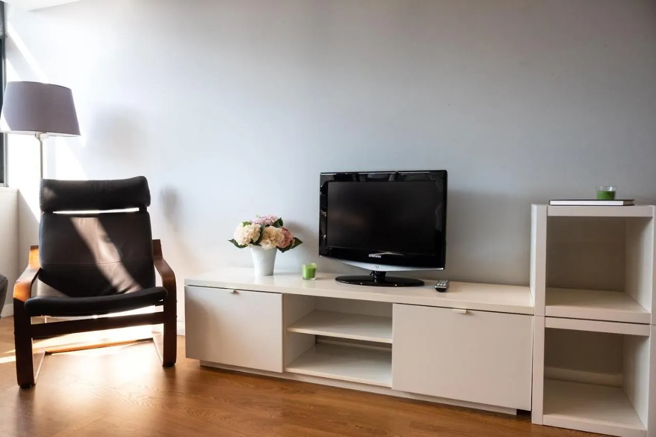 Bright & Central Apartment By Lovelystay Lisbon Portugal