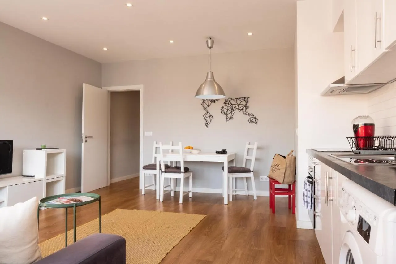 Bright & Central Apartment By Lovelystay Lisbon
