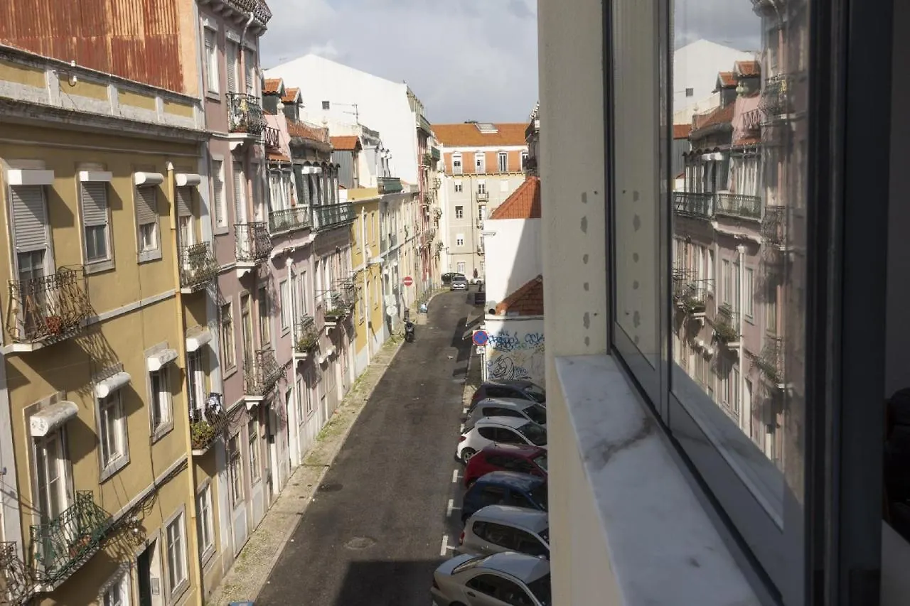 Bright & Central Apartment By Lovelystay Lisbon