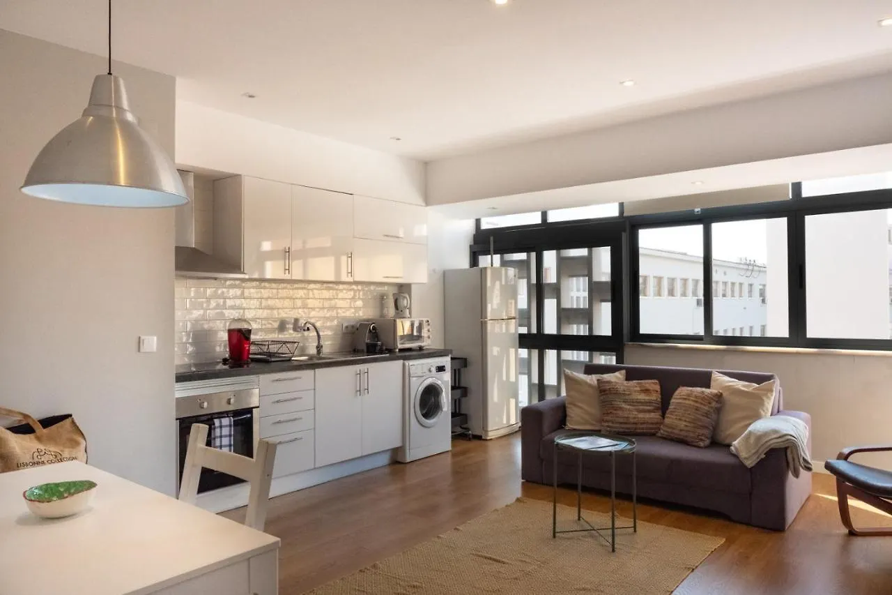 Bright & Central Apartment By Lovelystay Lisbon Portugal